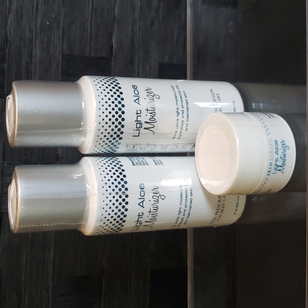 Skin Script RX Light Aloe Moisturizer Bundle - 2 Bottles & 1 sample size SEALED